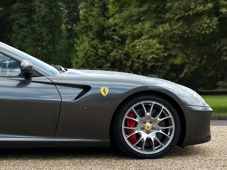 Ferrari 599 GTB FIORANO F1 13