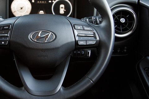 Hyundai KONA T-GDI SE CONNECT MHEV 19