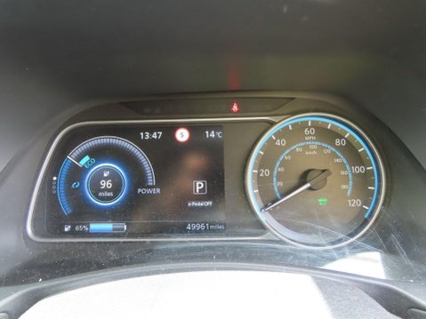 Nissan LEAF 40kWh Visia Auto 5dr 10