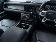 Land Rover Defender 3.0 Defender X-Dynamic SE D MHEV Auto 4WD 3dr 26