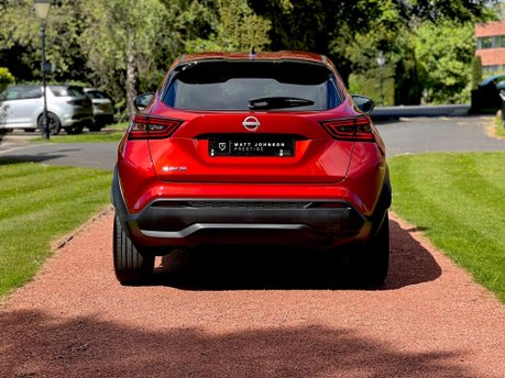 Nissan Juke DIG-T TEKNA 6