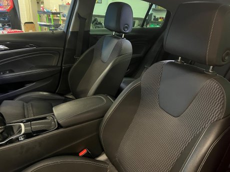 Vauxhall Insignia 1.5i Turbo GPF SRi Nav Grand Sport Euro 6 (s/s) 5dr 34