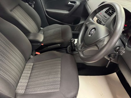 Volkswagen Polo 1.0 Polo S AC 5dr 34