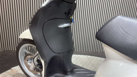 Piaggio Liberty 2012 PROJECT 2 STROKE 2T SCOOTER SPARES OR REPAIR 50CC 22