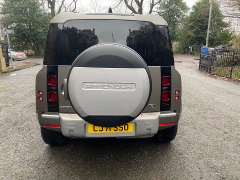 Land Rover Defender 3.0 Defender XS Edition D MHEV Auto 4WD 5dr 18