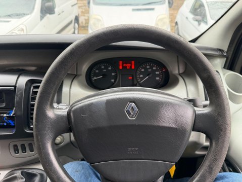 Renault Trafic 2.0 TD dCi LL29 Extra L3 H1 4dr 33