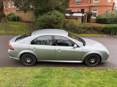 Ford Mondeo 3.0 Mondeo ST220 5dr 14