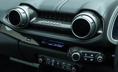 Ferrari 812 Superfast 15