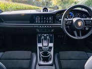 Porsche 911 Carrera 4 GTS PDK 12