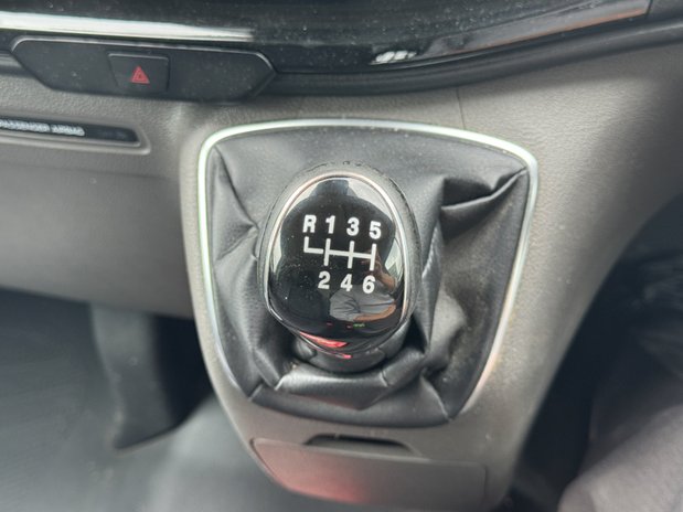 Ford Transit Custom LWB L2H1 Low Roof Sport 280 Air Con Alloys Sensors Cam Tow Bar EURO 6 33