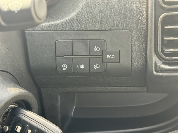 Peugeot Boxer LWB L3H2 [SOLD KH] Medium Roof Professional Air Con Sensors EURO 6 22