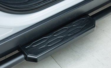 Land Rover Defender 90 V8 P525 URBAN 30