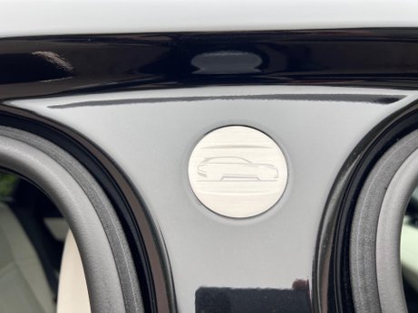 Land Rover Range Rover Velar 2.0 D240 R-Dynamic HSE Auto 4WD Euro 6 (s/s) 5dr 79