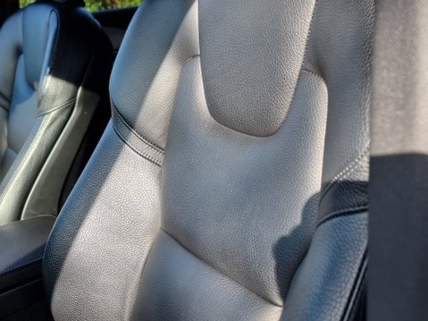 Volvo XC90 D5 POWERPULSE MOMENTUM AWD 43