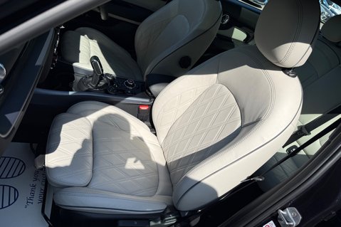 Mini Clubman COOPER EXCLUSIVE AUTOMATIC - NAV PLUS -PAN ROOF -HARMAN KARDON -MATRIX LED 24
