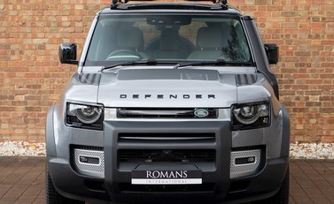 Land Rover Defender 110 HSE D240 4