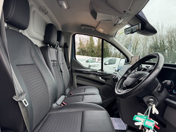 Ford Transit Custom SWB L1H1 Low Roof Sport 310 Air Con Alloys SELECT 20