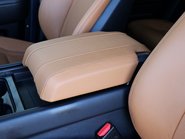 Defender 110 Commercial 17