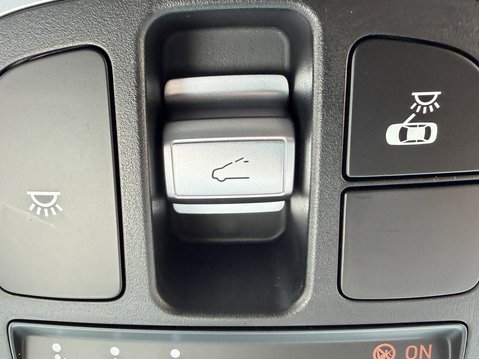 Hyundai TUCSON 1.6 TGDi Plug-in Hybrid Ultimate 5dr 4WD Auto 33