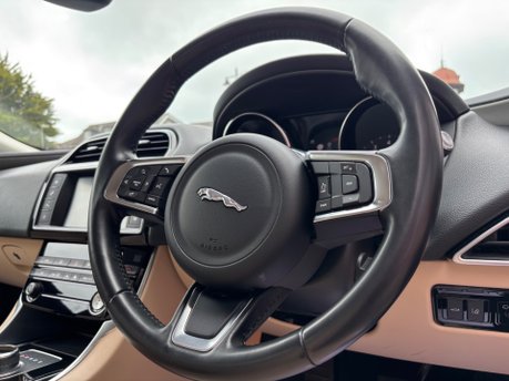 Jaguar XE 2.0i Prestige Saloon 4dr Petrol Auto Euro 6 (s/s) (200 ps) 22