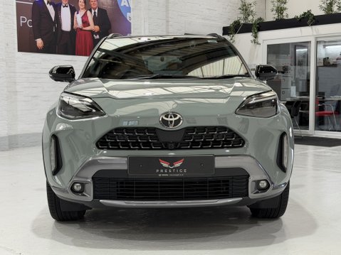Toyota Yaris Cross PREMIERE EDITION 9