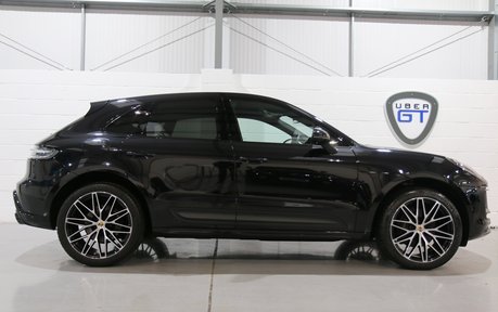 Porsche Macan Now Sold More Required - RS Spyder Alloys, Pan Roof, BOSE 1