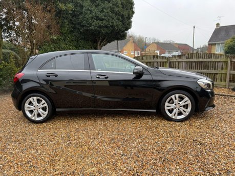 Mercedes-Benz A Class 2.1 A200d Sport (Premium) 7G-DCT Euro 6 (s/s) 5dr 4