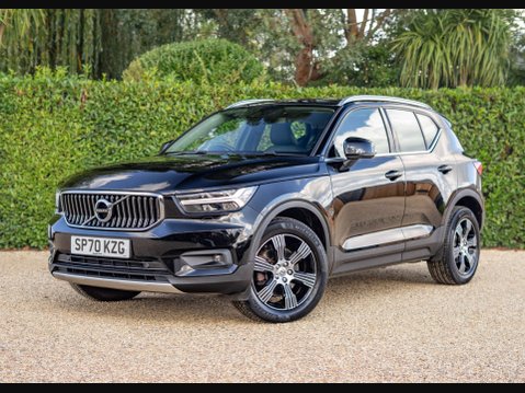 Volvo XC40 2.0 XC40 Inscription B4 MHEV AWD Auto 4WD 5dr 2