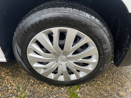 Peugeot Partner BLUEHDI PROFESSIONAL L2 29