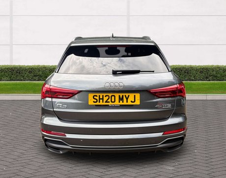 Audi Q3 2.0 Q3 S Line 40 TFSI Quattro Semi-Auto 4WD 5dr 4