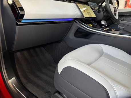 Land Rover Range Rover Sport 3.0 P550e 38.2kWh Autobiography SUV Petrol Plug-in Hybrid Auto 4WD (550 ps) 11