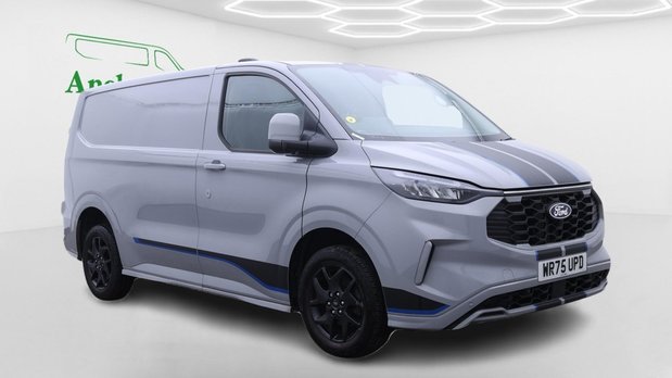 Ford Transit Custom SWB L1H1 Low Roof Sport 320 Air Con Alloys Sensors Cam EURO 6 2