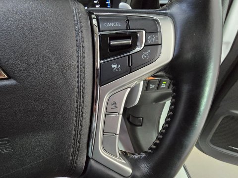 Mitsubishi Outlander 2.0h 12kWh 5hs CVT 4WD Euro 6 (s/s) 5dr 38