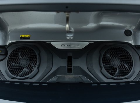 Porsche 911 Turbo S (992) 40