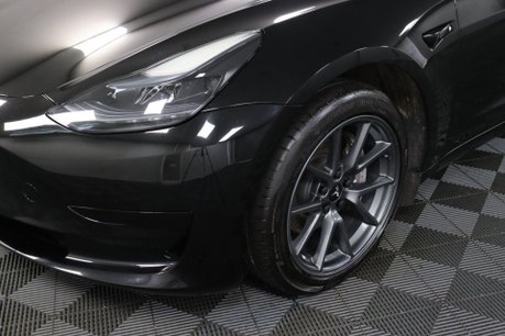 Tesla Model 3 MODEL 3 31