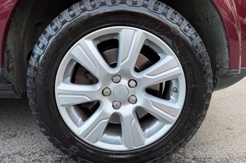Land Rover Discovery SDV6 SE TECH - 11 SERVICES RECORDED INC CAMBELT CHANGE 53