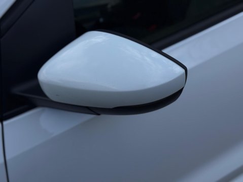 Volkswagen Polo 1.0 TSI BlueMotion Tech R-Line Euro 6 (s/s) 3dr 21