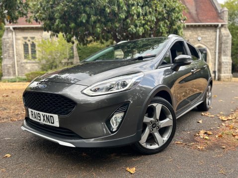 Ford Fiesta ACTIVE X 15