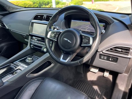 Jaguar F-Pace 2.0 D180 Chequered Flag Auto AWD Euro 6 (s/s) 5dr 78