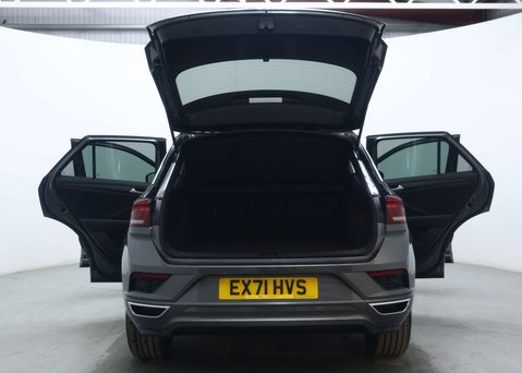 Volkswagen T-Roc 1.5 T-Roc R-Line TSi Evo Semi-Auto 5dr 58