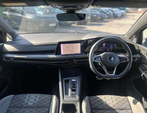 Volkswagen Golf 2.0 Golf R-Line TDI Semi-Auto 5dr 15