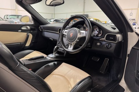 Porsche 911 997.2 TURBO S PDK 13