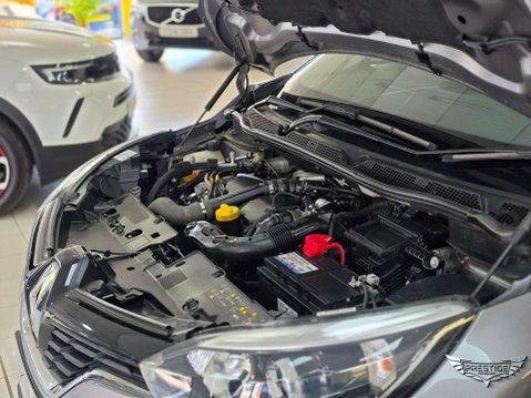 Renault Captur 1.5 dCi ENERGY Iconic EDC Euro 6 (s/s) 5dr 96