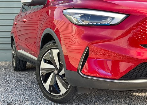 MG ZS EV 72KWH TROPHY 2