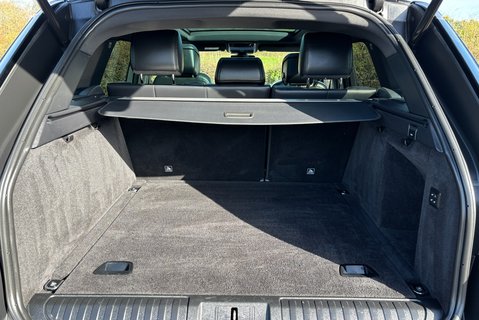 Land Rover Range Rover Sport D300 MHEV HSE Dynamic Black Auto 4WD Euro 6 (s/s) 5dr 11