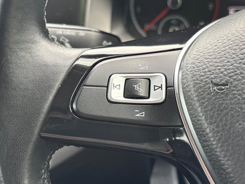 Volkswagen Polo SE TSI 22