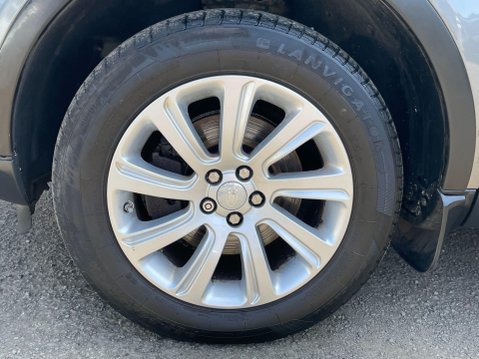 Land Rover Discovery Sport 2.2 SD4 SE Tech 4WD Euro 5 (s/s) 5dr 8