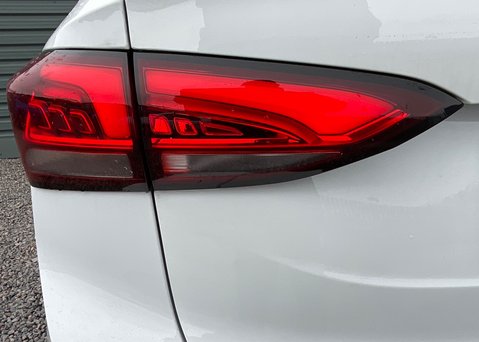 MG ZS 1.5 HYBRID+ TROPHY 13