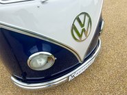 Volkswagen Campervan Split-Screen 34