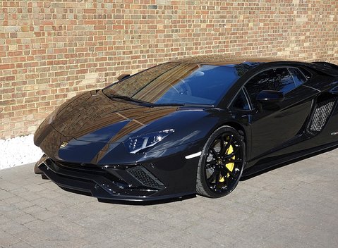 Lamborghini Aventador S 6